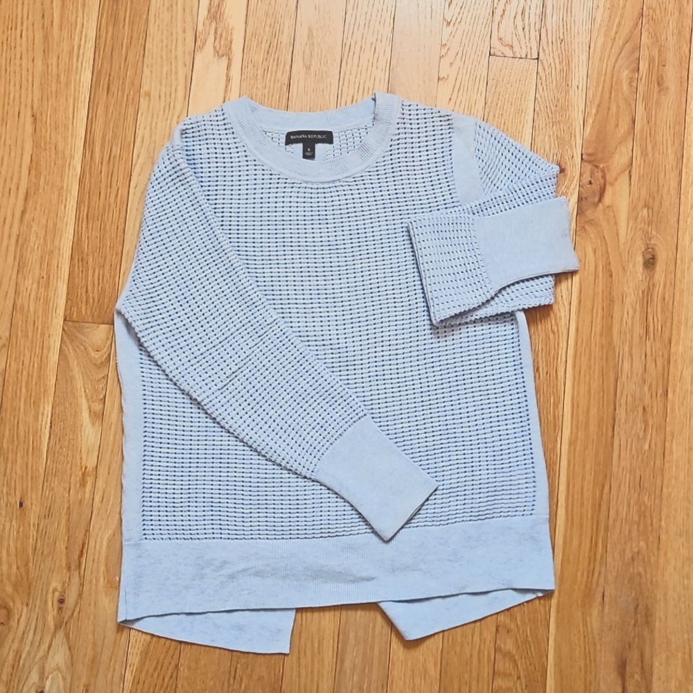 Banana Republic sweater size S